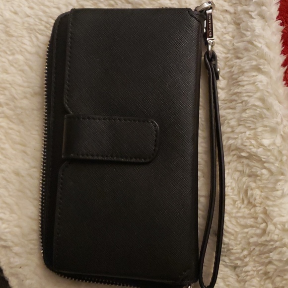 Michael Kors Wallet with Phone Holder - Picture 2 of 7